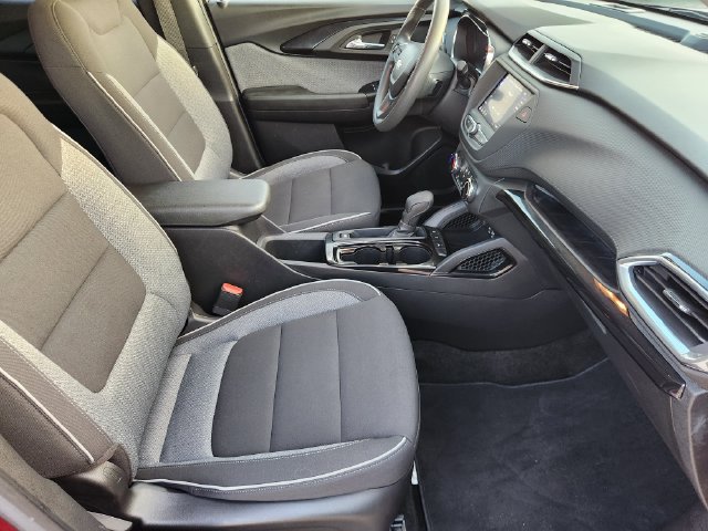 Used 2023 Chevrolet TrailBlazer LT FWD image 14