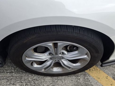 Used 2024 Honda Accord LX image 6