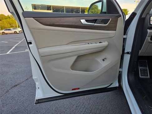 New 2026 Volkswagen Atlas SEL Premium R-Line AWD/4WD image 12