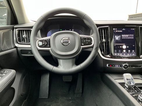 New 2026 Volvo V60 B5 Cross Country Ultra w/ Climate Package AWD/4WD image 14