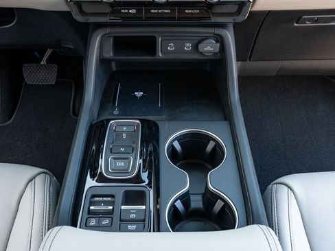 New 2026 Honda Pilot Touring image 24