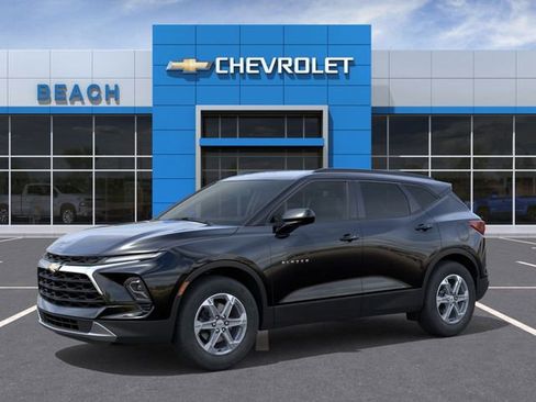 New 2026 Chevrolet Blazer LT image 2