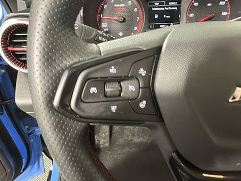 Used 2024 Chevrolet Trax RS w/ Sunroof Package FWD image 16