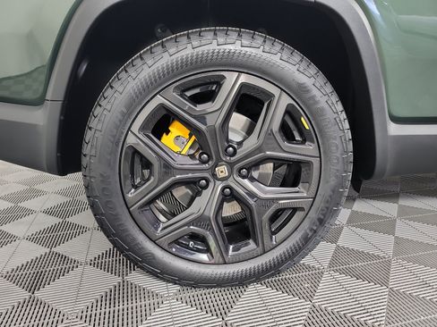 Used 2022 Rivian R1S Launch Edition AWD/4WD image 12