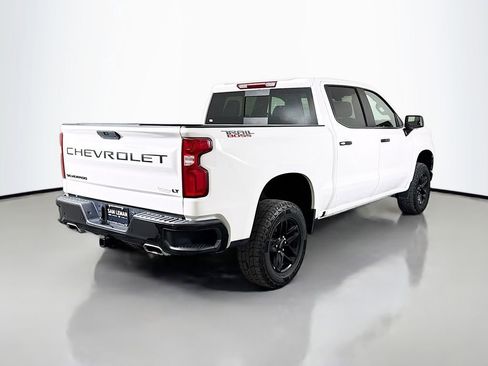 Used 2021 Chevrolet Silverado 1500 LT Trail Boss w/ Convenience Package II image 7