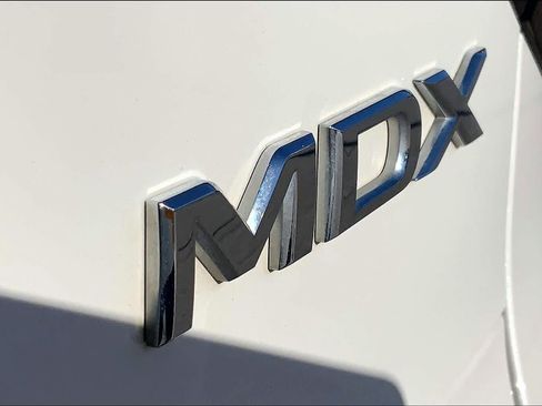 Used 2024 Acura MDX SH-AWD w/ Technology Package image 10