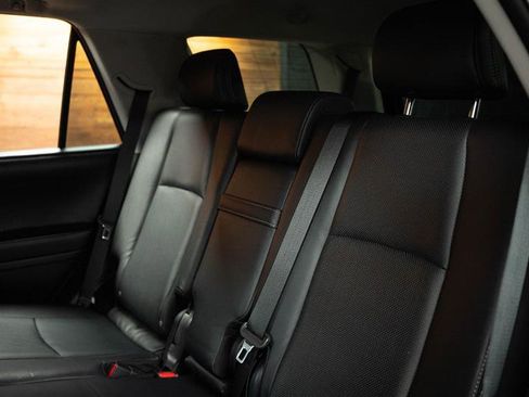 Used 2023 Toyota 4Runner Limited image 12