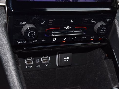 Used 2021 Jeep Grand Cherokee L Limited image 30