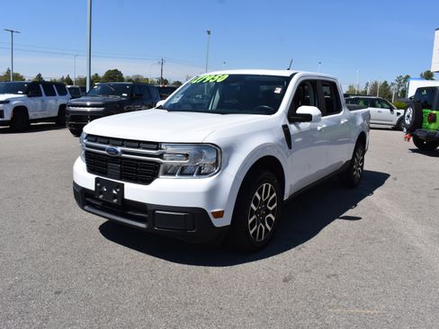 Used 2022 Ford Maverick Lariat w/ Lariat Luxury Package image 5