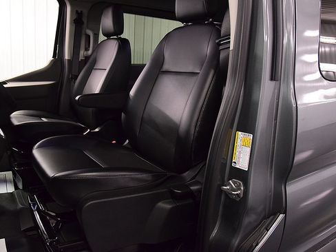 Used 2024 Ford Transit 350 XL RWD image 29