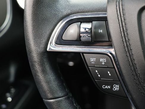 Used 2019 Lincoln Continental AWD w/ Equipment Group 500A image 25