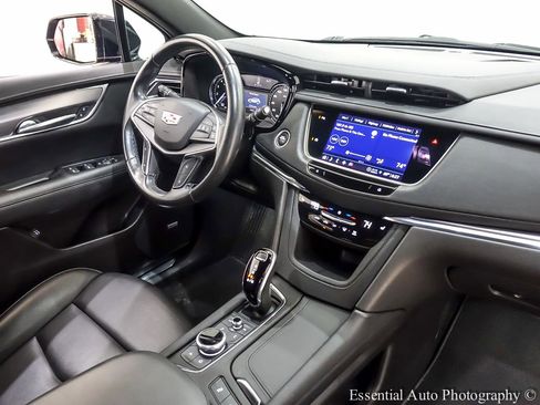 Used 2022 Cadillac XT5 Luxury FWD image 32