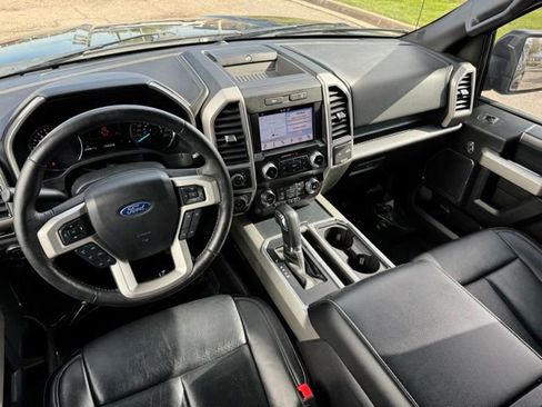 Used 2019 Ford F150 Lariat w/ Equipment Group 502A Luxury AWD/4WD image 6