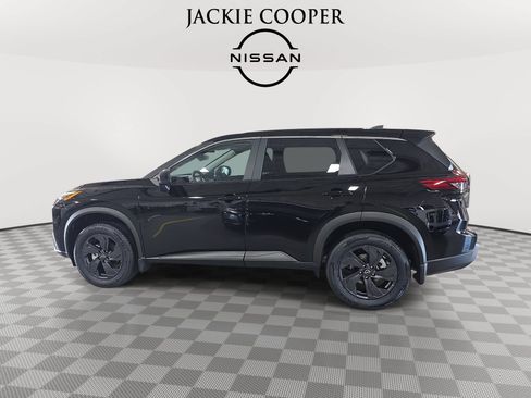New 2026 Nissan Rogue SV w/ Cold Weather Package FWD image 8