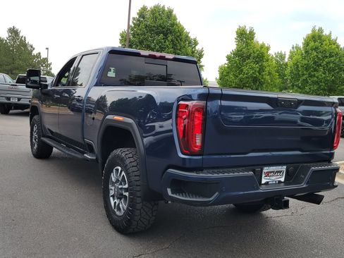 Used 2022 GMC Sierra 2500 AT4 w/ AT4 Preferred Package AWD/4WD image 5