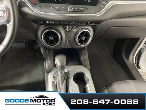 Used 2023 Chevrolet Blazer LT image 17