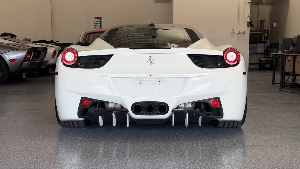 Used 2012 Ferrari 458 Italia Coupe RWD image 44