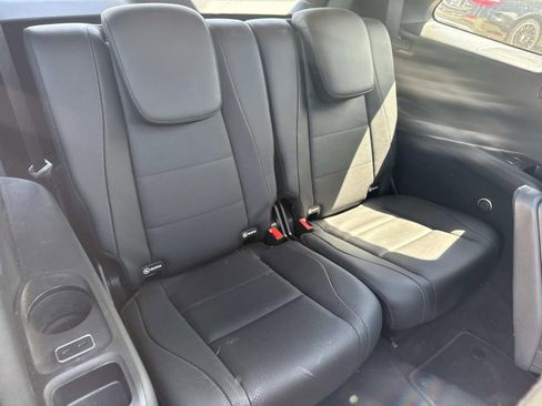 Used 2022 Mercedes-Benz GLS 450 4MATIC image 9