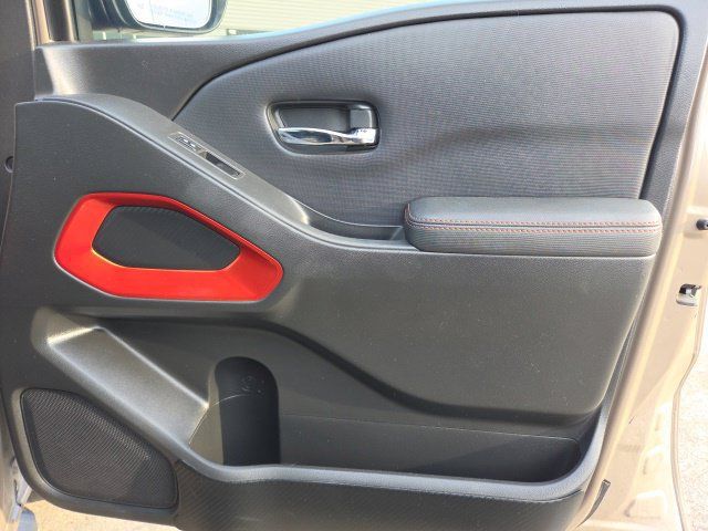 Used 2022 Nissan Frontier Pro-X RWD image 20