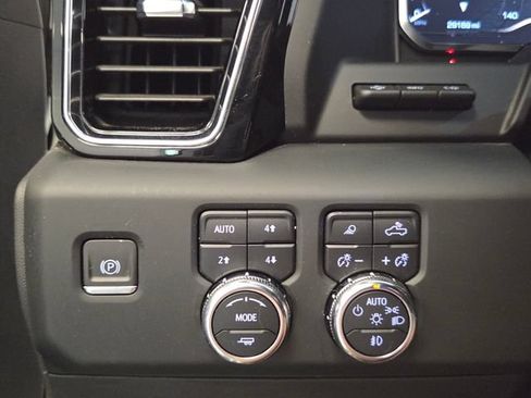 Used 2024 GMC Sierra 1500 Denali Ultimate AWD/4WD image 31