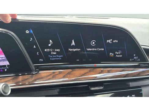 Used 2022 Cadillac Escalade Sport Platinum AWD/4WD image 21