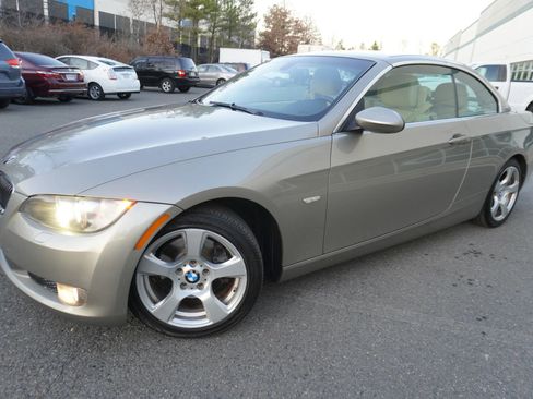 Used 2009 BMW 328i Convertible image 3