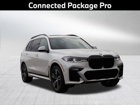 Used 2021 BMW X7 M50i AWD/4WD image 4