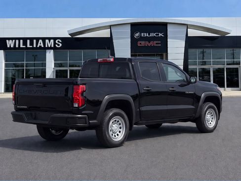Certified 2026 Chevrolet Colorado W/T RWD image 4