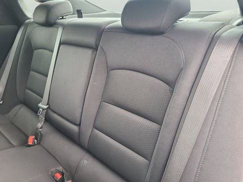 Used 2025 Chevrolet Malibu LT image 13