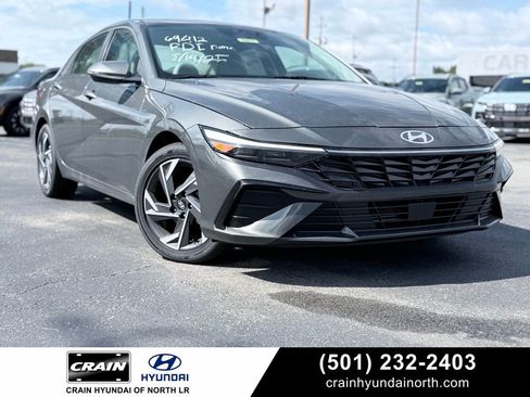 New 2025 Hyundai Elantra Limited image 1