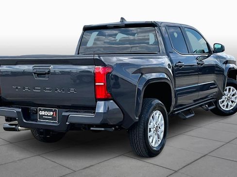 Certified 2025 Toyota Tacoma SR5 image 13