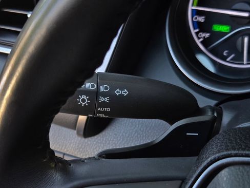 Used 2022 Toyota Camry XSE FWD image 25