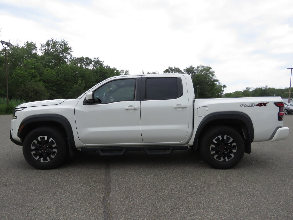 Used 2022 Nissan Frontier PRO-4X w/ Technology Package AWD/4WD image 8