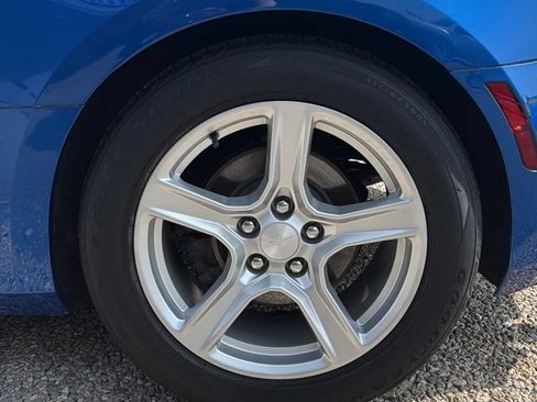 Used 2018 Chevrolet Camaro LT RWD image 31