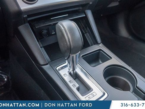 Used 2015 Subaru Legacy 2.5i Premium AWD/4WD image 10