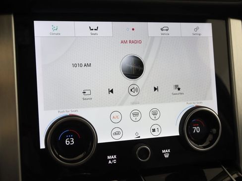 Used 2021 Land Rover Range Rover Westminster Edition image 33