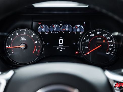 Used 2019 Chevrolet Camaro SS RWD image 12
