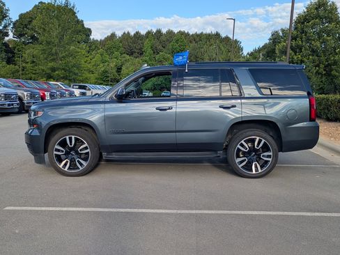 Used 2020 Chevrolet Tahoe LT w/ RST Edition AWD/4WD image 7