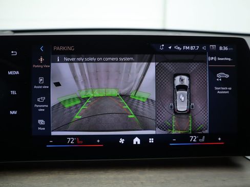 Used 2025 BMW X1 xDrive28i w/ Technology Package image 16