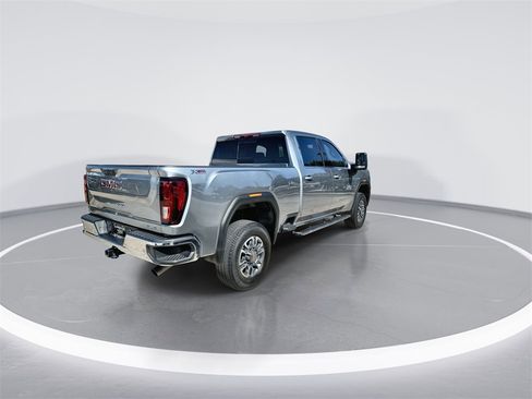 Used 2024 GMC Sierra 3500 SLE w/ SLE Value Package image 8