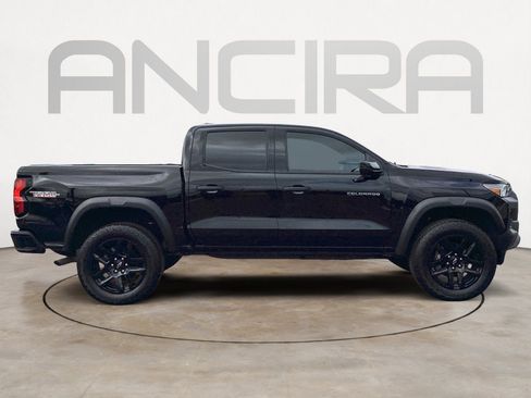 Used 2023 Chevrolet Colorado Trail Boss w/ Technology Package image 14