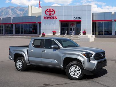 New 2025 Toyota Tacoma SR5
