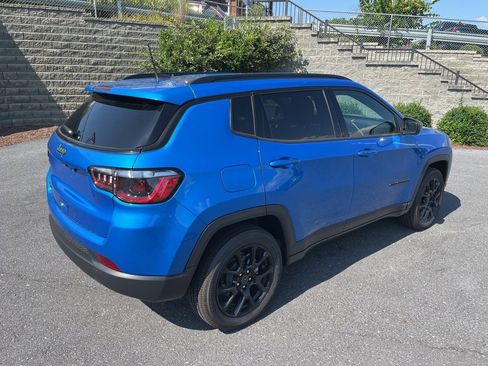 New 2025 Jeep Compass Latitude w/ Altitude Special Edition image 9