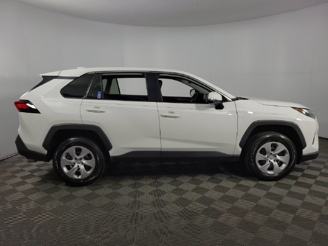 Used 2024 Toyota RAV4 LE FWD image 10