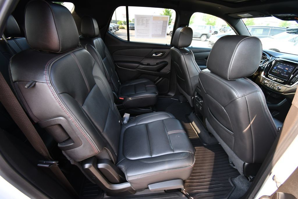 Used 2023 Chevrolet Traverse RS w/ LPO, Floor Liner Package AWD/4WD image 21
