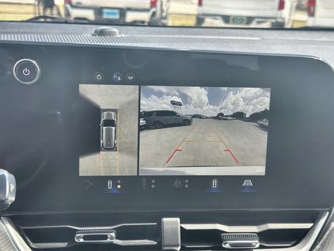 Used 2025 Chevrolet Equinox LT w/ Convenience Package II FWD image 14