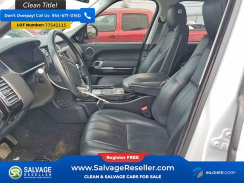 Used 2015 Land Rover Range Rover HSE image 9