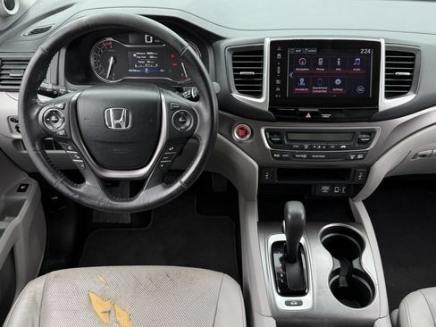Used 2019 Honda Ridgeline RTL-T image 12
