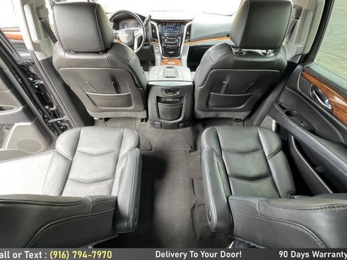 Used 2016 Cadillac Escalade ESV Premium AWD/4WD image 31