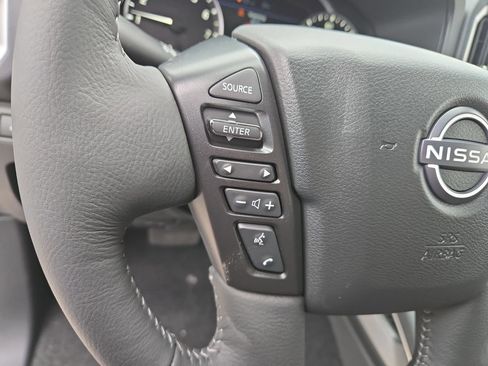 New 2026 Nissan Frontier SV w/ SV Convenience Package AWD/4WD image 9